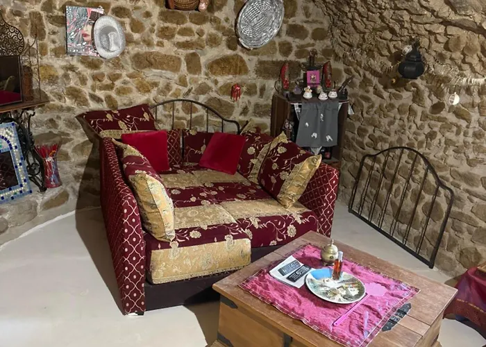 Cave Seraphie * Saint-Michel-de-Chabrillanoux